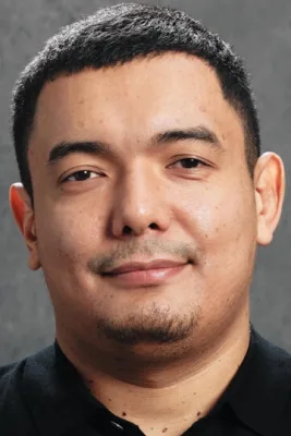 Алишер Утев