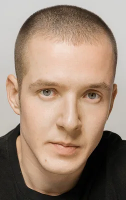 Артём Сучков