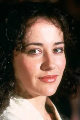 Белинда Бауэр