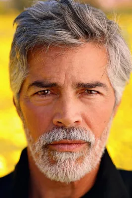 Эсай Моралес