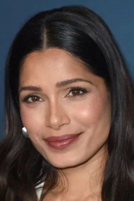 Фрида Пинто