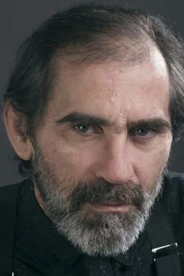 Гуштаву Сумпта