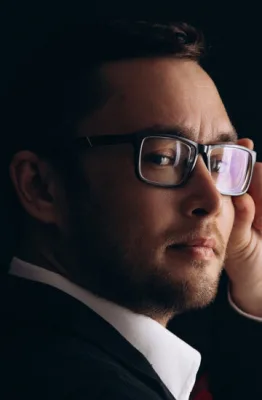 Михаил Артемьев