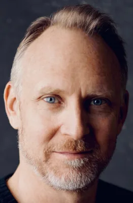 Николас Томней